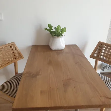 Victoria Flat Valencia